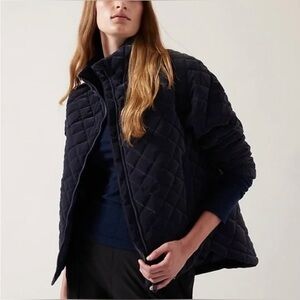 Athleta Quilted Puffer Jacket in Black